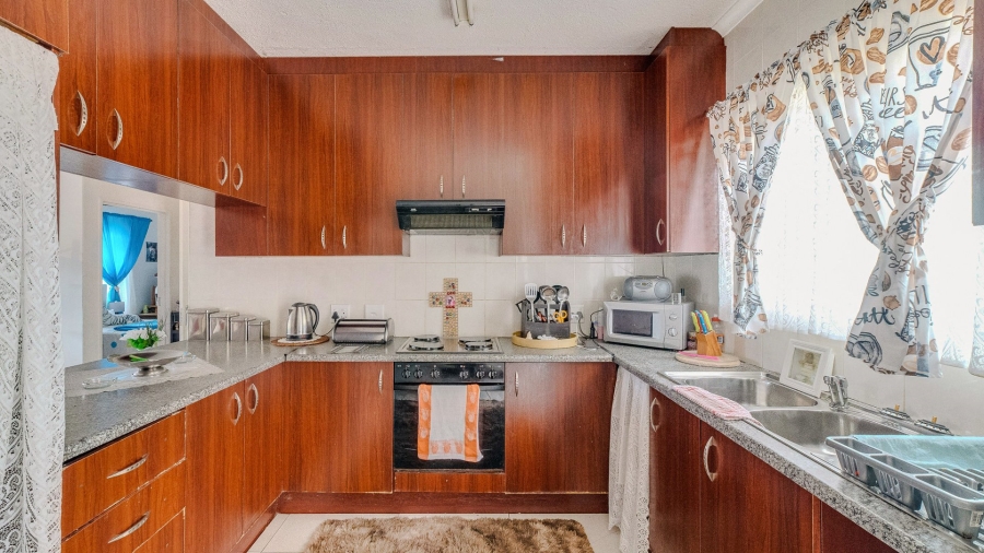 2 Bedroom Property for Sale in Algoa Park Eastern Cape